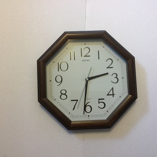 セイコー（SEIKO） 木製枠掛け時計 乾電池式クオーツ時計（K...