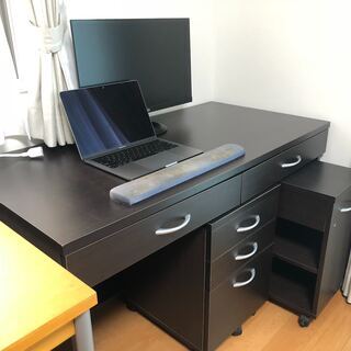 書類机（メーカー不明）一般的な120x70x60サイズです