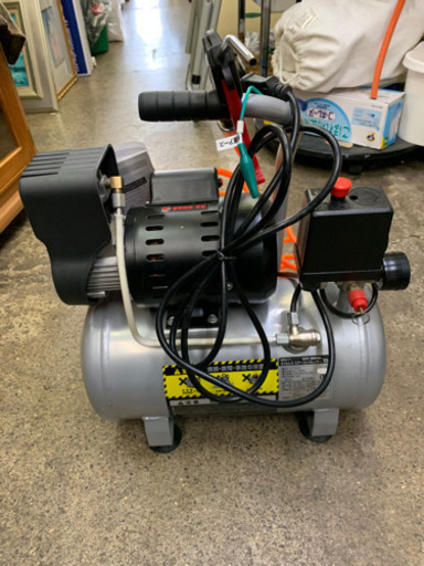 エアーコンプレッサー 中古 100V オイルレス 静音 10Lタンク ACP-190KD 小型 ミニコンプレッサー ●