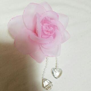 【美品】ピンクのバラのコサージュ