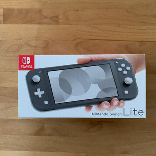 取引中、新品任天堂Switch Lite(スウィッチライト)本体&どうぶつの森