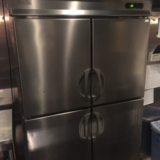 福島工業 4面冷凍庫