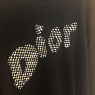 DIOR HOMME 19aw ワッペンロゴバージンウールセーター 完売 DIOR HOMME 19aw ワッペンロゴバージンウールセーター 完売