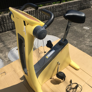 ◆Combi◆ Wellness コンビ ウェルネス    エアロバイク ■ai■ イエロー ★動作◯ 