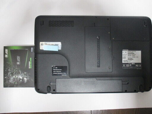 美品爆速】東芝dynabook T451/57DR ／新品SSD256GB／新品