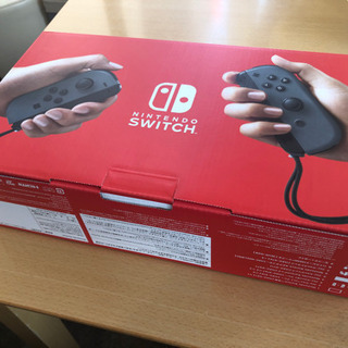 任天堂 スイッチ最新版 グレー
