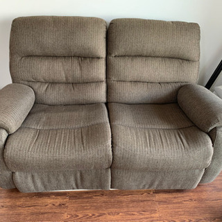 美品　ニトリ　リクライニングソファ　ビリーバー2 ヌノ YL-DBR