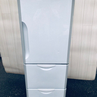①445番 日立✨ノンフロン冷凍冷蔵庫✨R-S30ZMV‼️