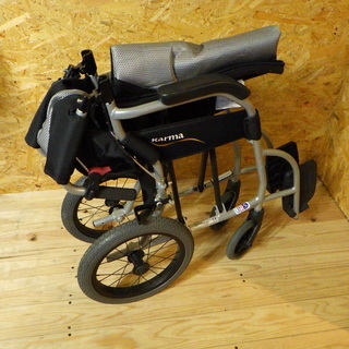 【売却済】軽量・車椅子　エルゴライト　折りたたみ　旅行可能バック付　ERGO/KARMA　KM-2501