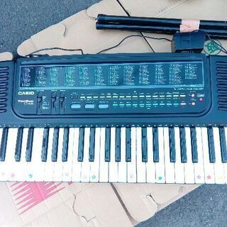 CASIO Tonebank CT-636 多彩な音色とリズムが搭載されたキーボード