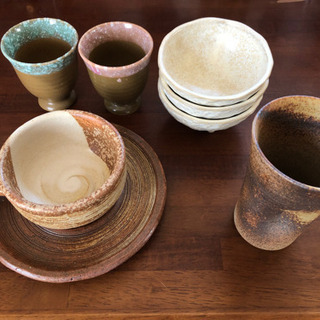 陶器カップ、コーヒー皿、小皿　セット