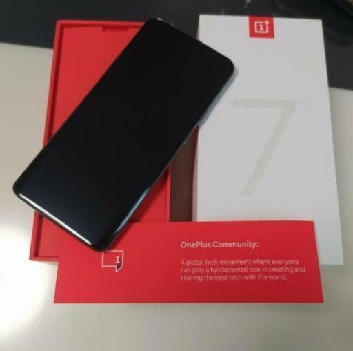 OnePlus 7 Pro　メモリ8GBストレージ 256GB mirror grey　SIMフリー 　GM1917　グローバルバージョン　ケース　フィルム付