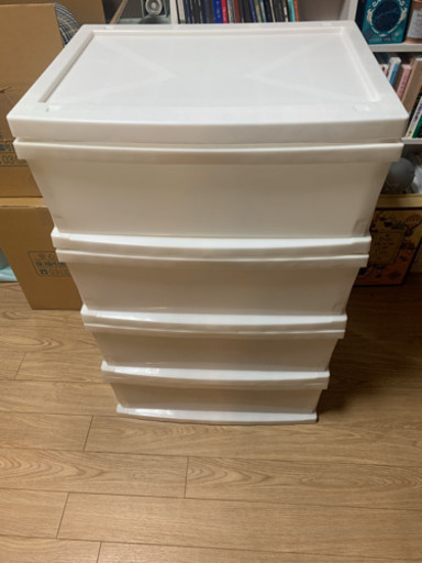衣装ケース　4段