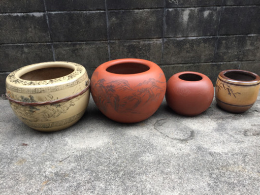 常滑焼などの火鉢 4点あります。取りに来てくれる方限定