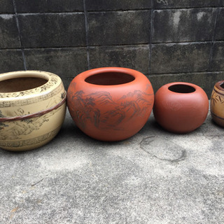常滑焼などの火鉢 4点あります。取りに来てくれる方限定