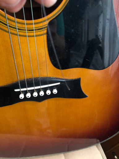 引っ越し近く値下げ❗️ヤマハのギター、ギターを始めたい方いかがです