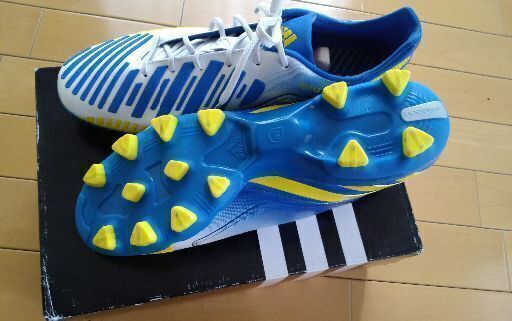 値下げ 新品 未使用 Adidas アディダス プレデター リーサルゾーン ジャパン Trx Hg ホワイト ビビッドイエロー プライム トーキョー 武蔵関のサッカーの中古あげます 譲ります ジモティーで不用品の処分