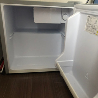 製氷機能付き46L ミニ冷蔵庫