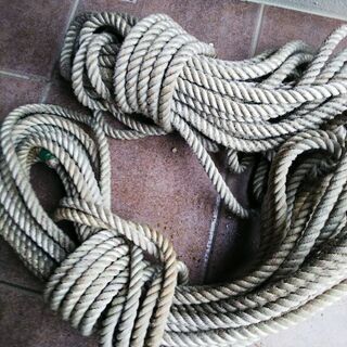 荷造り用のロープ