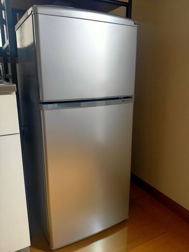 ２ドア冷凍冷蔵庫 アクア AQR-111E