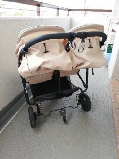 大幅値下げしました エアバギー ココダブル 使用感あり 双子
