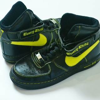 中古/限定/美品■17S/S VLONE x NIKE AIR ...