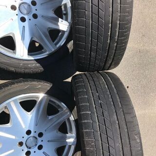 値下げしました。タイヤ、アルミホイール 19インチ ８Ｊ オフセット＋３８  PCD 114.3  5穴
