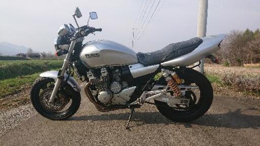 ヤマハ  XJR400R