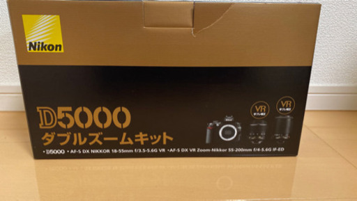 Nikon D5000 Wズームキット