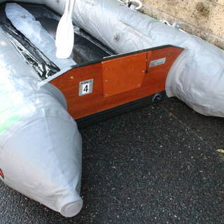 福岡　早良区　アキレス ゴムボート 4人乗り Achilles FM-403C パワーボート オール付 バッグ付 　4人乗ボート