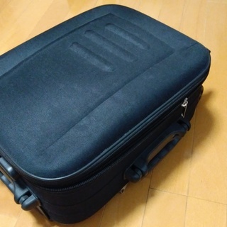【値下げしました。1000円】小型スーツケース　②