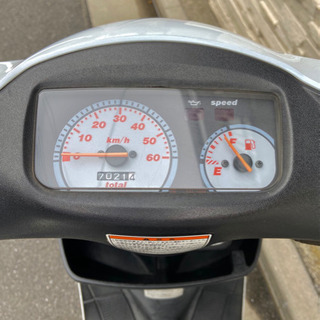 SUZUKI ZZ ホワイト 50cc − 東京都