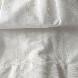  白のレースカーテン（W100*H190 2枚）のセット