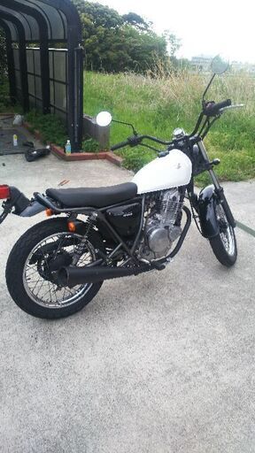 SUZUKI グラストラッカー