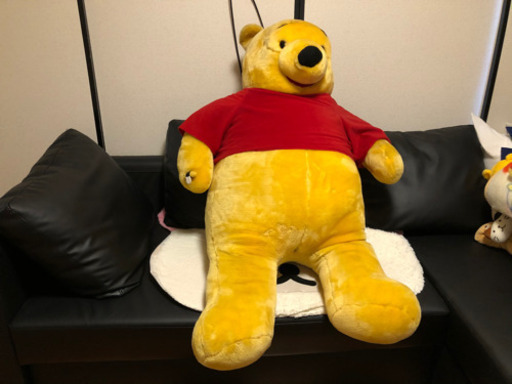 プーさん　特大ぬいぐるみ