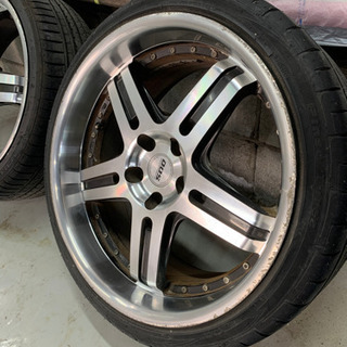 19インチ　社外ホイール　225/35R19  245/35R19 クラウン フーガ