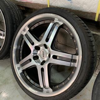 19インチ　社外ホイール　225/35R19  245/35R19 クラウン フーガ