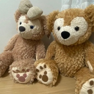 ダッフィー　シェリーメイ ぬいぐるみ　Mサイズ(旧Lサイズ) ディズニーシー シェリーメイ 美品 ぬいぐるみ Mサイズ 旧Lサイズ