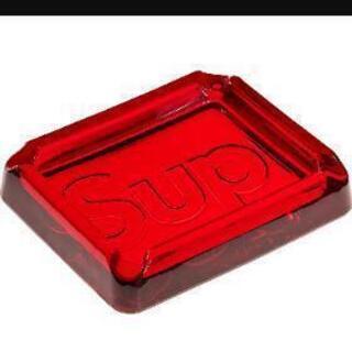 Supreme Debossed Glass Ashtray

...