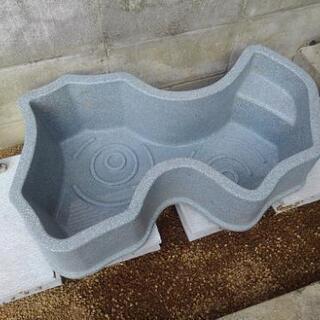 35L□メダカ・睡蓮鉢□プラ池□ビオトープに