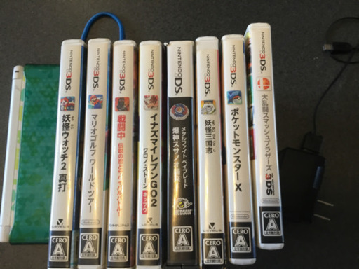 3dsll ルイージ30周年モデル【中古】　ソフト付き