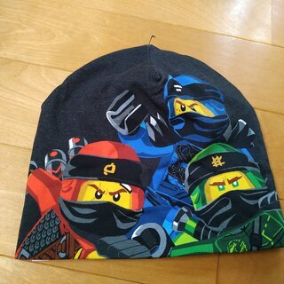 欧州限定版 Ninjago LEGO x H&M コラボの帽子