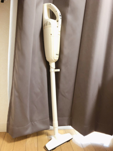充電式　掃除機