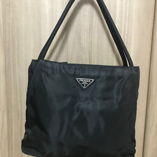 PRADA 黒　ハンドバッグ　ナイロン