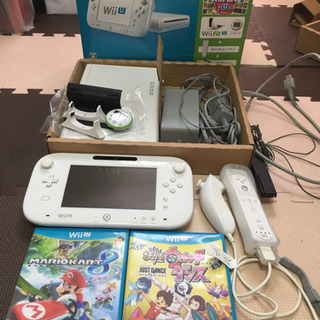 Amazon | Wii U すぐに遊べるファミリープレミアムセット+Wii