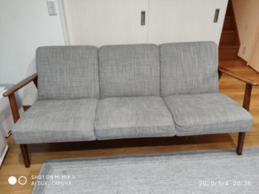ソファ イケア Ikea グレー 木目 こて 古河の家具の中古あげます 譲ります ジモティーで不用品の処分