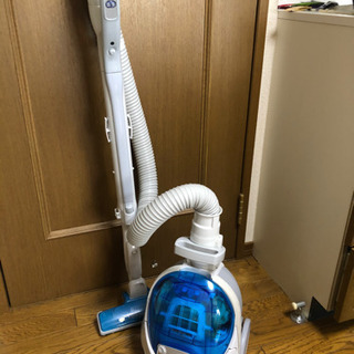 掃除機　HITACHI