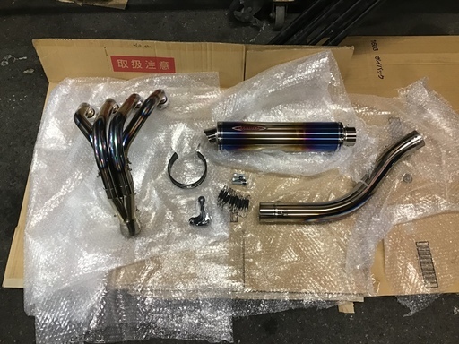 ほぼ新品 激安 ストライカー STRIKER STREET CONCEPT Z900RS用マフラー 