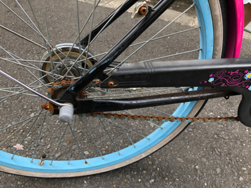 クリアランス 22インチ 子供用自転車 エアフリップ ブラック ピンク