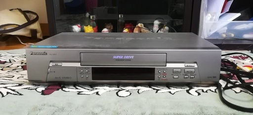 お値下げ!!  パナソニック VHS ビデオデッキ NV-HV1